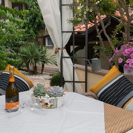 Ana Apartman Abbázia